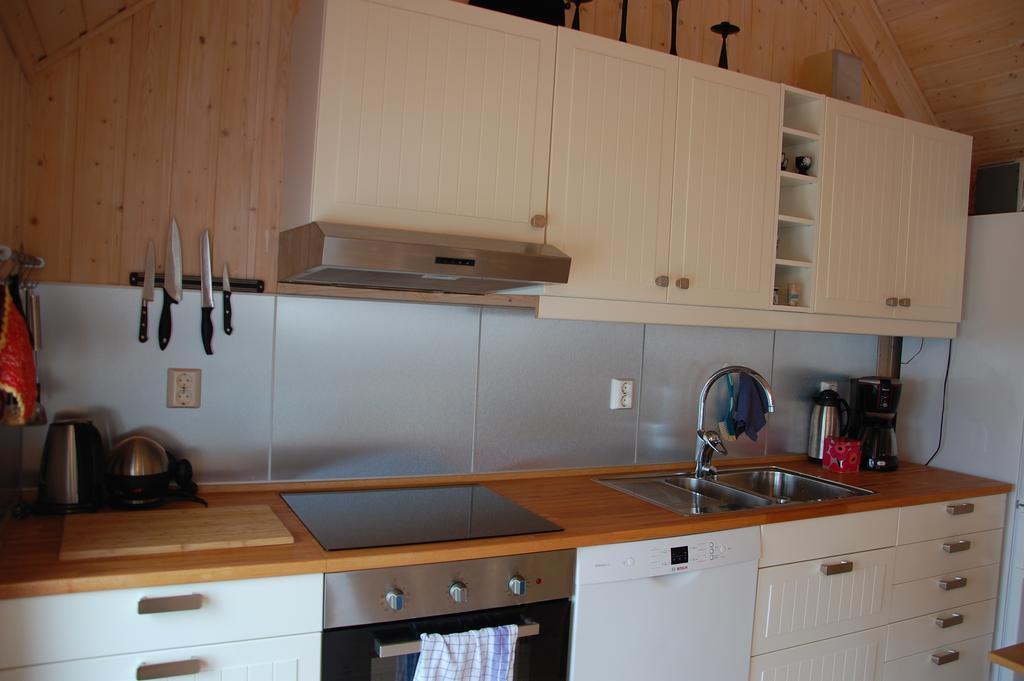 Frugga Feriehus og leilighet Straumsjoen Exterior foto